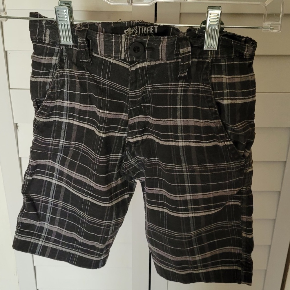 Brand: street rules color: black,grey size: 6